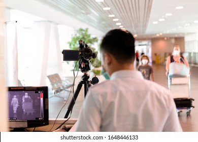 Airport Medical Staff Detect Incoming Passengers Body Temperature With Thermal Camera Equipment Prevent The Spread Of The Coronavirus Outbreaks