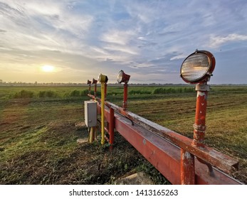 Airport Runway Approach Lighting System