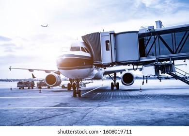 Airport Runway Apron Passenger Aircraft Stock Photo 1608019711 ...