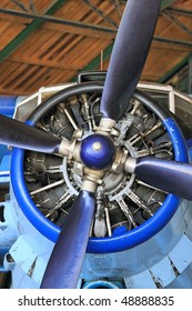 airscrew of a vintage plane