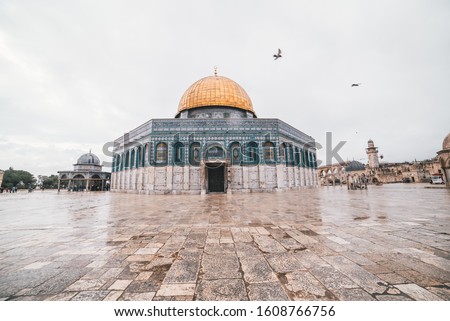 Al Aqsa Mosque and raining day with birds