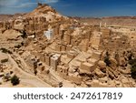  Al Hajarayn, or Hagarein, is a town in Wadi Dawan region in Hadhramaut Governorate, Yemen. It is famous for its dried mud buildings.