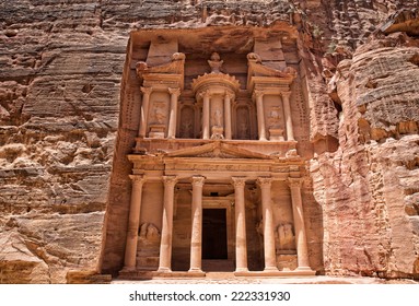 Al Khazneh In Petra, Jordan