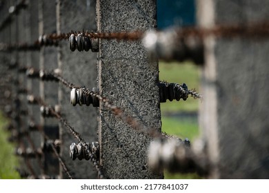 Alambrada Campo De Concentracion De Auschwitzbirkenau Stock Photo