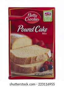 ALAMEDA, CA - OCTOBER 09, 2014: 16 Ounce Box Of Betty Crocker Brand Pound Cake Mix.