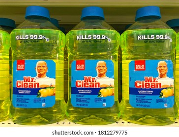 Alameda, CA - Sept 9, 2020: Grocery Store Shelf With Bottles Of Mr Clean Antibacterial Liquid Cleaner. Summer Citrus Scent.