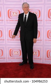 Alan Alda  At The 2009 TV Land Awards. Gibson Amphitheatre, Universal City, CA. 04-19-09