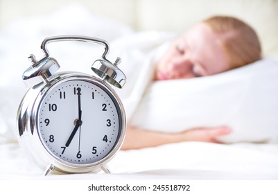 25,660 Woman sleeping clock Images, Stock Photos & Vectors | Shutterstock