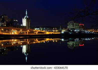 Albany NY Skyline Wintertime, From Rennsaeler NY, Looking Across. Reflections On The Hudson River Include Some Ice. Capital City Of NY.