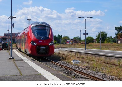 Albi, France - Sept. 2021 - Front Of An Alstom Regiolis Railcar, A TER (Regional Express Train) Designed And Made In France, Here Running On The Public Line LIO Managed By The Région Occitanie