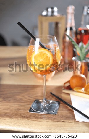 Alcohol cocktail drink on the table in restaurant