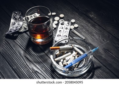 1,594 Pills cigarette syringe Images, Stock Photos & Vectors | Shutterstock