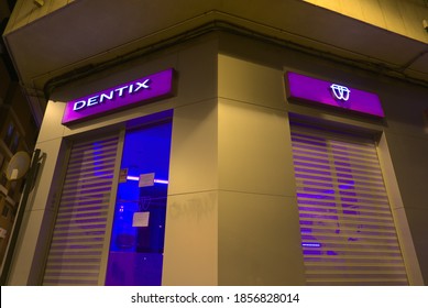 Alcoy, Alicante, Spain. November 18th 2020 - Facade Of A Dentix Dental Clinic. Dentix Group Is In A State Of Insolvency Since October 2020