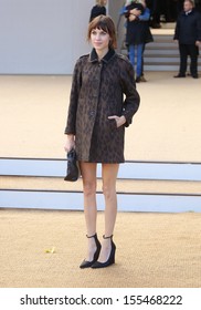 Alexa Chung At London Fashion Week SS14  - Burberry Prorsum S/s 2014 - Arrivals, London. 16/09/2013