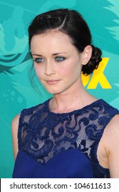 Alexis Bledel At The Teen Choice Awards 2009. Gibson Amphitheatre, Universal City, CA. 08-09-09