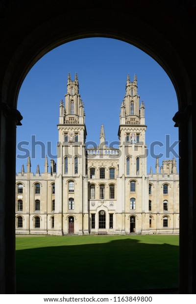 All\
Souls College is is one of the wealthiest colleges in Oxford. The\
historical building is very famous and\
beautiful