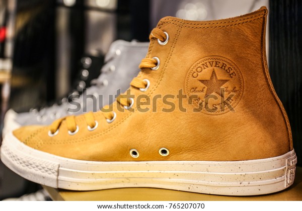 all star shoes store