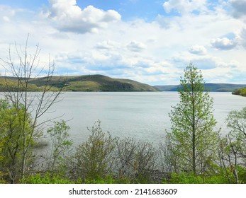 Allegheny Reservoir In The Spring