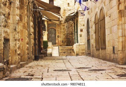 Alley in Jerusalem old city, Israel