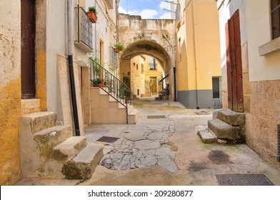 Alleyway. Altamura. Puglia. Italy.