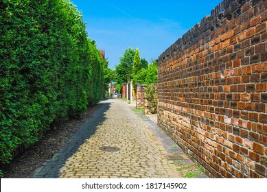 An alleyway in Stoke on Trent