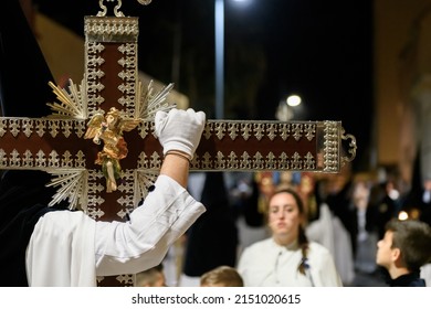 Almeria, Spain, 04-10-2022. Penitents Take Their Religious Images To Streets, It Is Spanish Holy Week. Brotherhood Of Star.