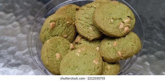 Almond Matcha Green Tea Cookies