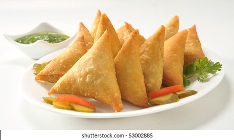 1,775 Aloo Samosa Images, Stock Photos & Vectors | Shutterstock