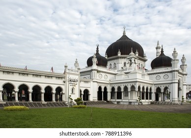 masjid bersejarah di malaysia