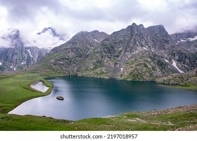 23,002 Kashmir lake Images, Stock Photos & Vectors | Shutterstock