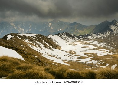 Alpine ridge between the Pass and the Cima di Lemma, Orobie, Italy