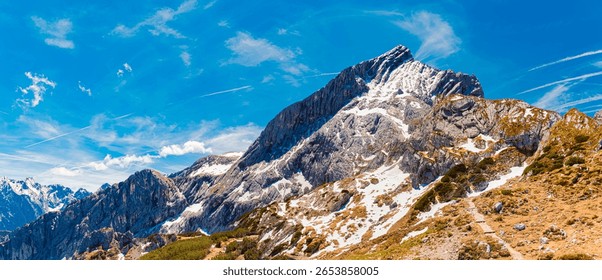 Alpine summer view at Mount Alpspitze, Garmisch, Partenkirchen, Werdenfelser Land, Bavaria, Germany