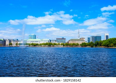 962 Alster Fountain Images, Stock Photos & Vectors 