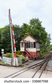 Level Crossing Uk High Res Stock Images Shutterstock