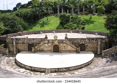 Altos De Chavon Amphitheater