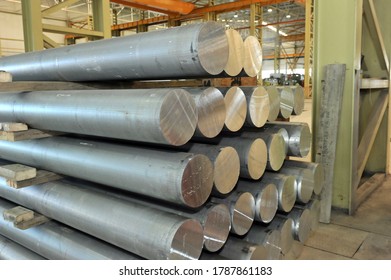 Aluminium profiles placed in aluminium profile factory