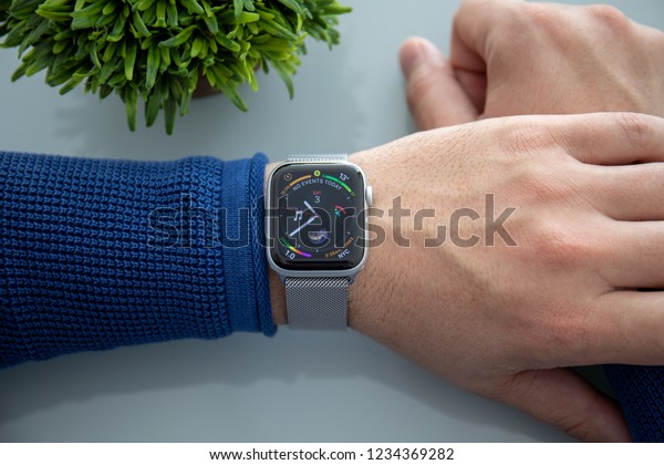 finance apple watch series 4