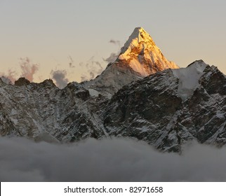 Ama Dablam Peak Sunset Nepal Stock Photo 82971658 | Shutterstock