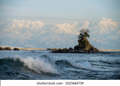 Amaharashi Coast (Toyama Bay, Japan)