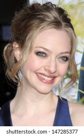 Amanda Seyfried  Arriving At The 