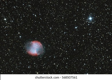 Amateur astrophotography picture of the Dumbbell nebula