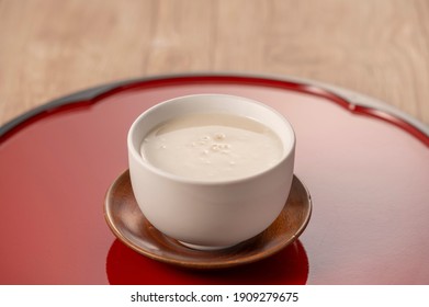 甘酒图片 库存照片和矢量图 Shutterstock