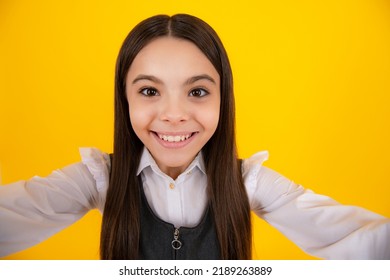 11,262 Teenage Making Selfie Images, Stock Photos & Vectors | Shutterstock