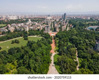 Increíble vista aérea del Parque Sur en la ciudad de Sofía, Bulgaria