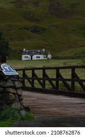 Amazing Cabin In Scottish Highlands