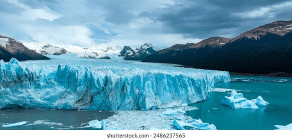 Amazing Glacier Perito Moreno in the National park Los Glaciares. El Calafate, Patagonia Argentina - Powered by Shutterstock