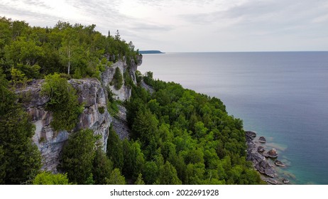 The Amazing Niagara Escarpment And Its Coastline.