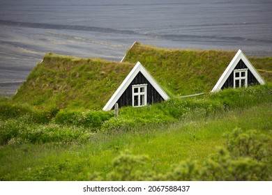 Amazing Peat Houses Dugouts Iceland Stock Photo 2067588437 | Shutterstock