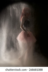 Amazing Powder Dance Photography, one dancer performing in performance with the powder, dance with the powder, unknown street artist, modern dance