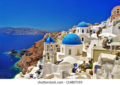 Amazing Santorini - Travel In Greek Islands Series